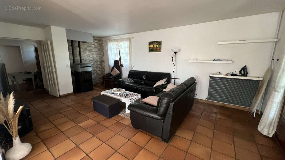 Maison à MILLY-LA-FORET