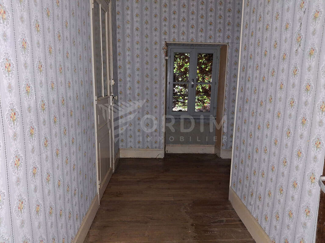 Maison Courgis 5 pièce(s) 86 m2 - photo 8