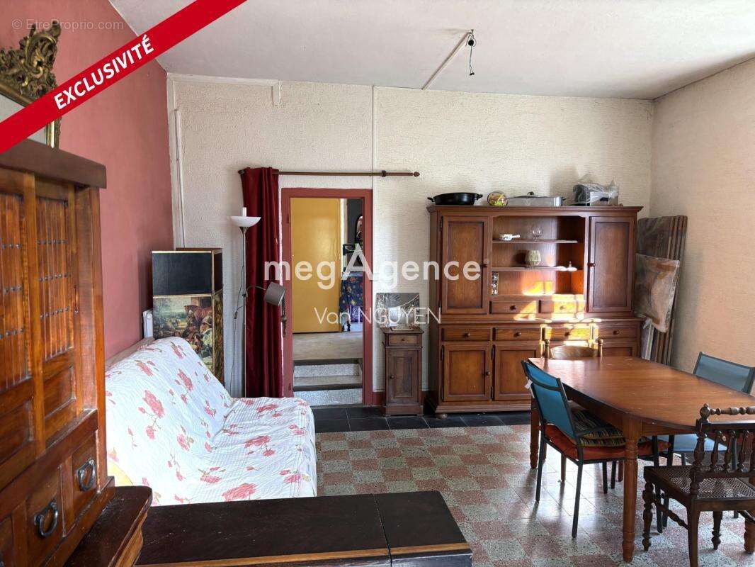 Maison avec potentiel et terrain constructible - photo 6