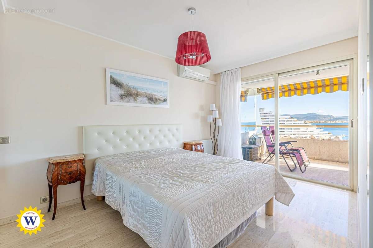 Appartement à VILLENEUVE-LOUBET