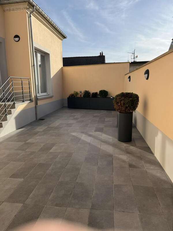 Maison 205 m² à Epernay  - photo 9