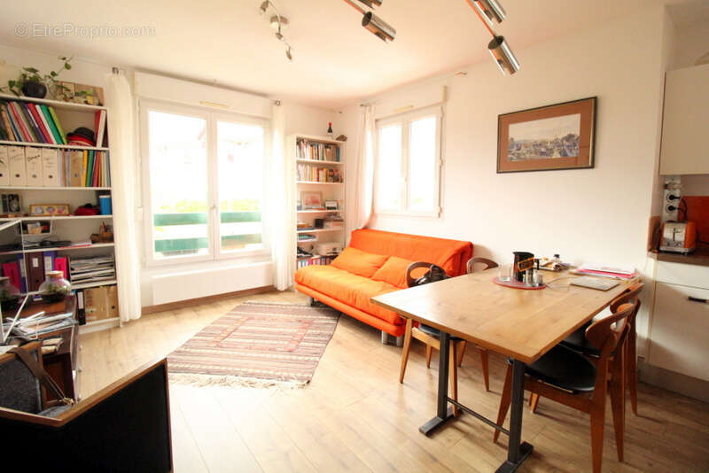 Appartement à CROZET