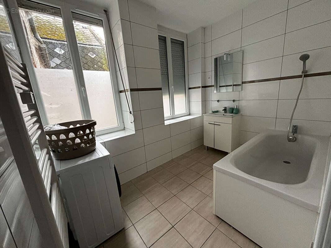 Appartement à GUISE