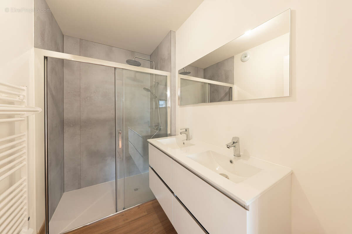 Appartement à EVIAN-LES-BAINS