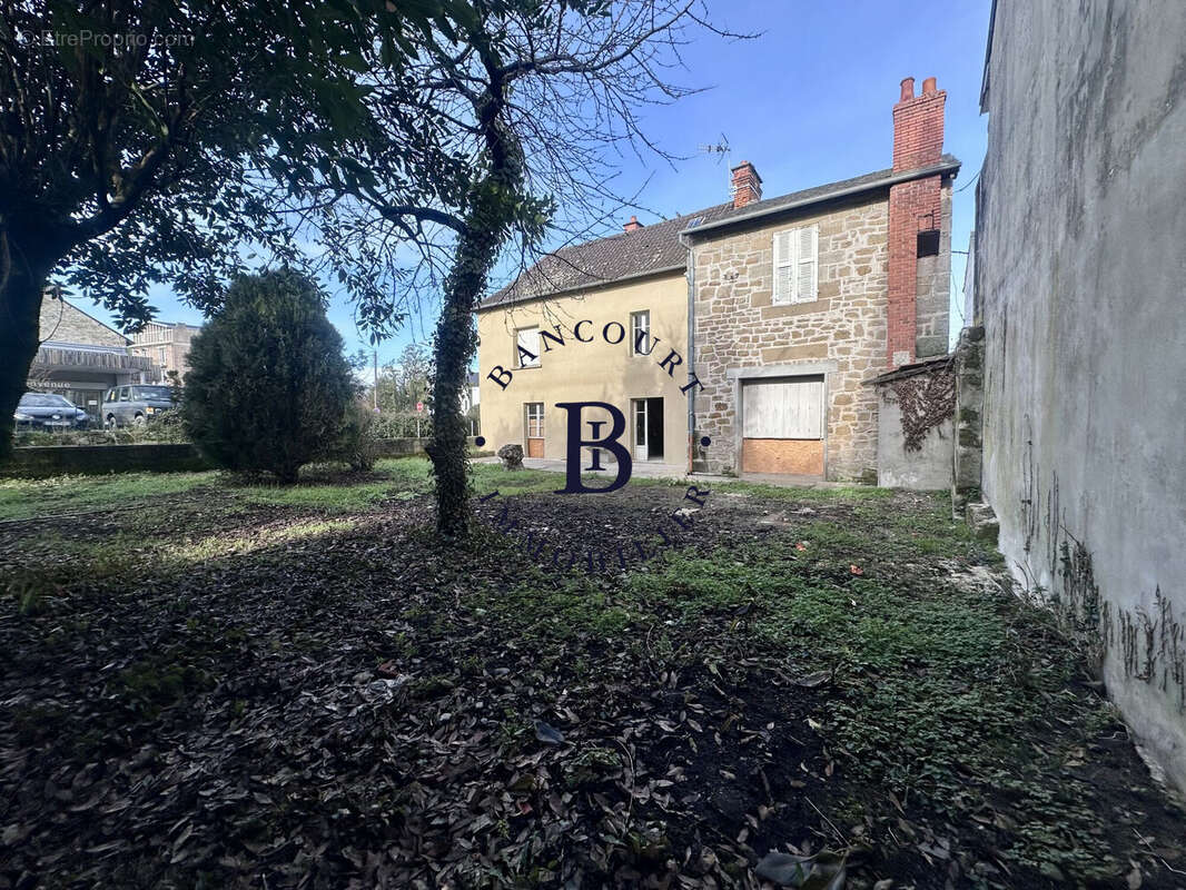 Maison à BRIVE-LA-GAILLARDE