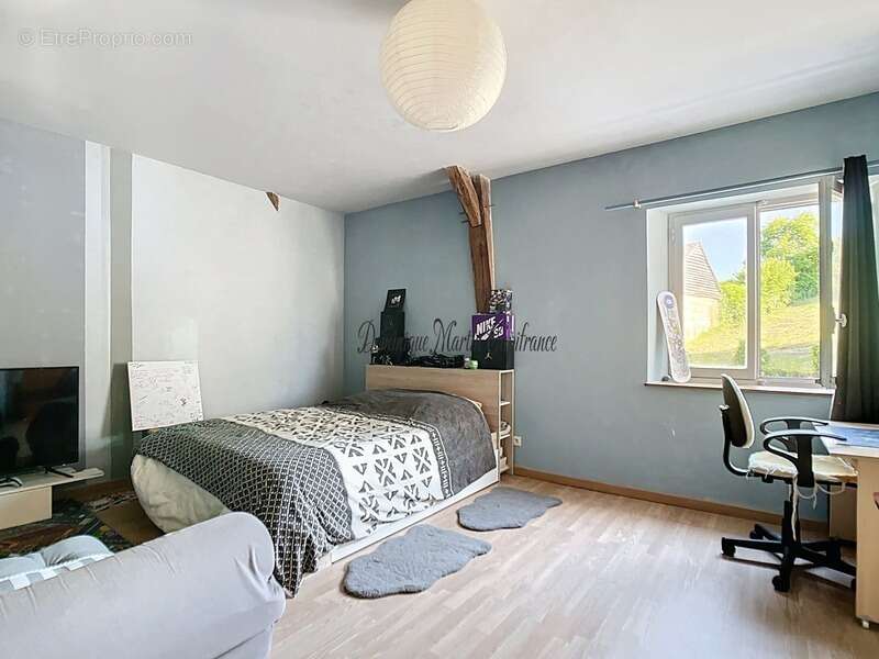 Maison à COURDEMANCHE