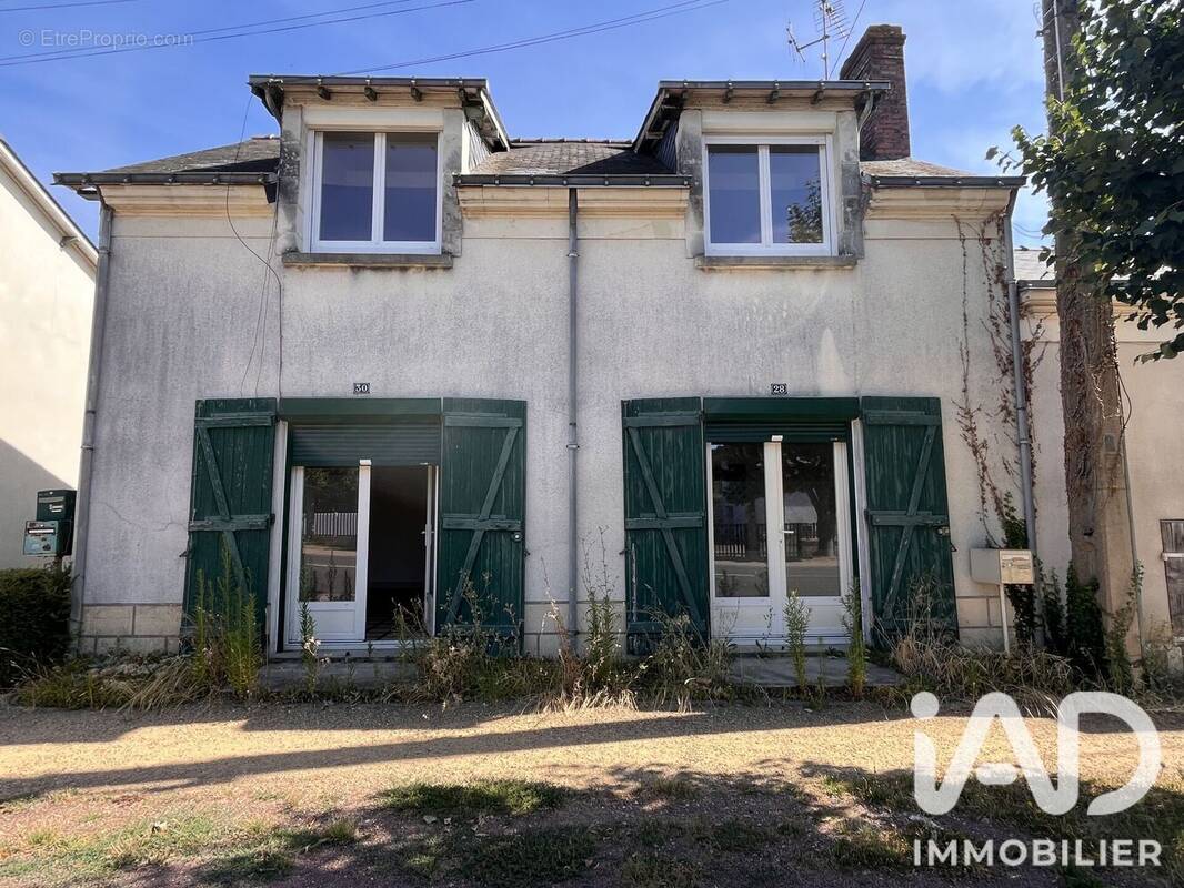 Photo 1 - Maison à JARZE