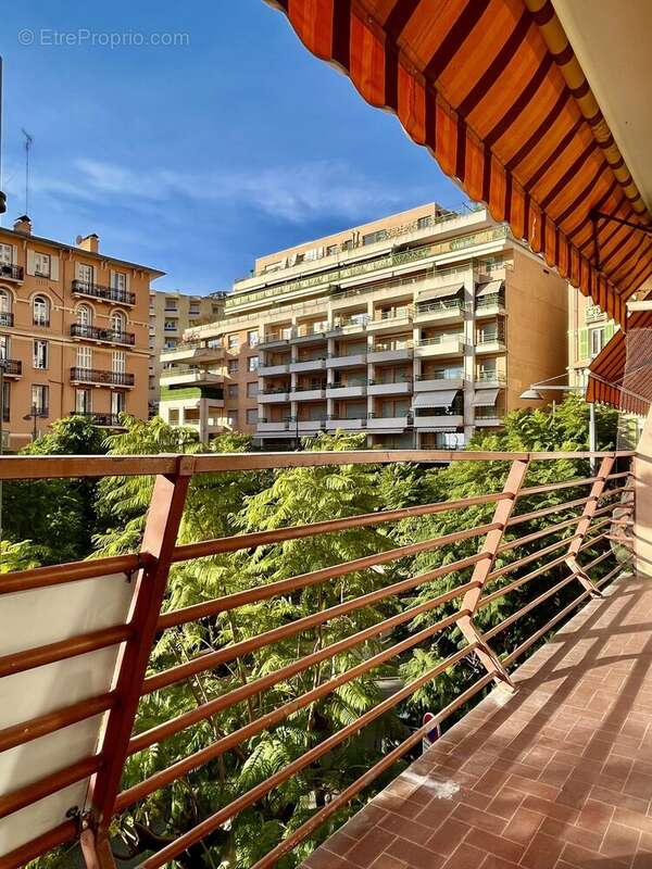 Appartement à BEAUSOLEIL