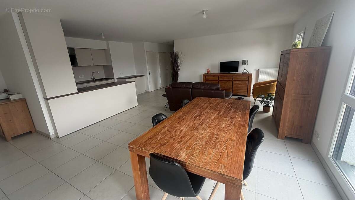 appartement-t4-neuf-ville-la-grand-salle-a-manger - Appartement à VILLE-LA-GRAND
