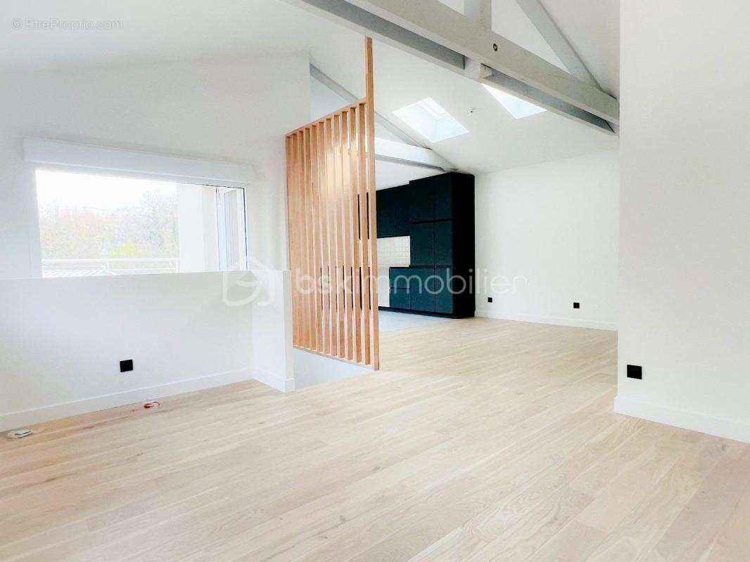 Maison à CHAMPAGNE-AU-MONT-D&#039;OR