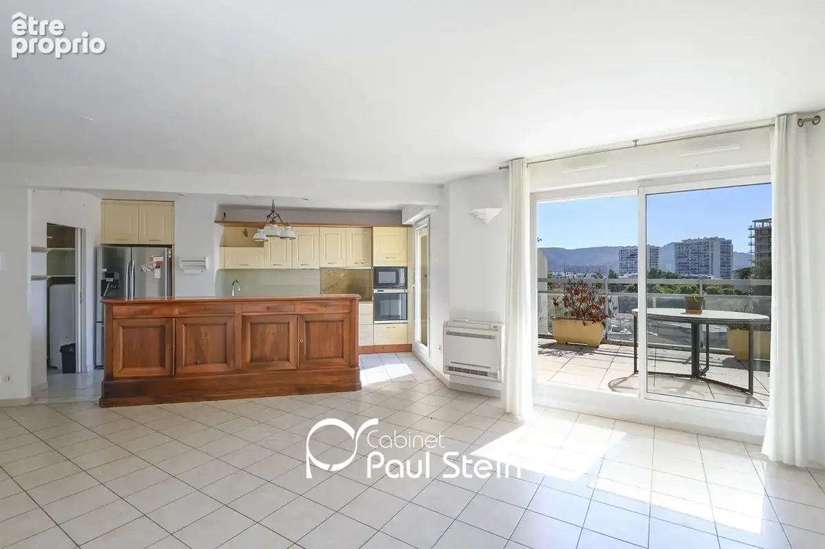 Appartement à MARSEILLE-9E