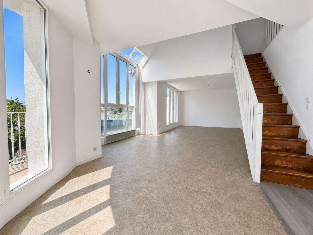 Duplex- Résidence de standing - Vue cathédrale - photo 5