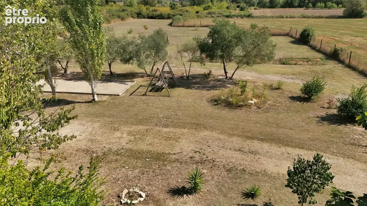 PROPRIETE Nimes 300 m2 Terrain 7.050 m2 avec piscine, pool-house, hangar et dépendances - photo 6