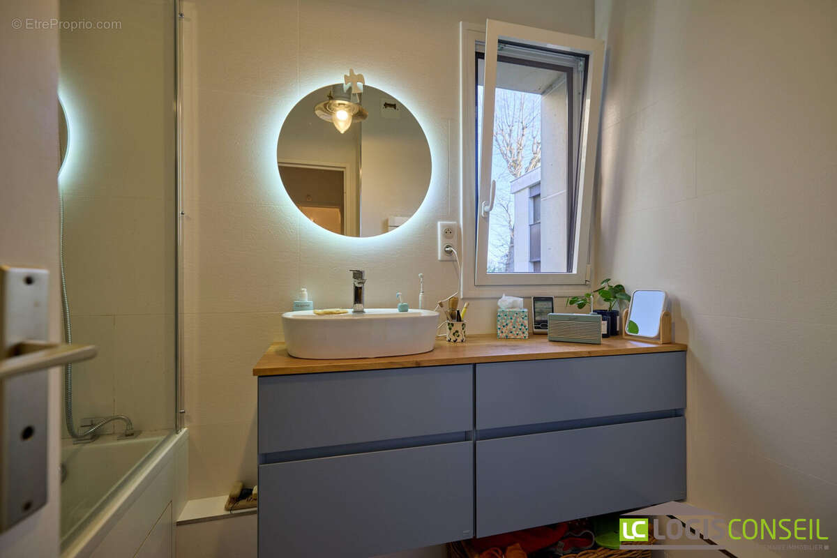 Appartement à BOURG-LA-REINE