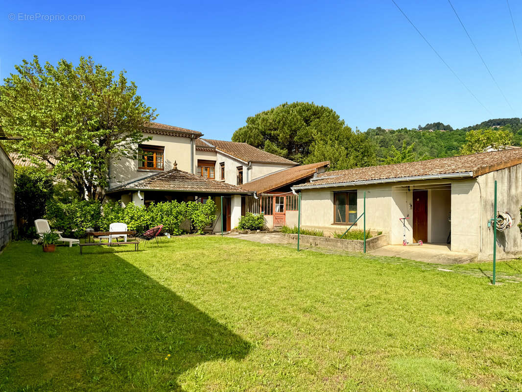 Maison à LABEGUDE
