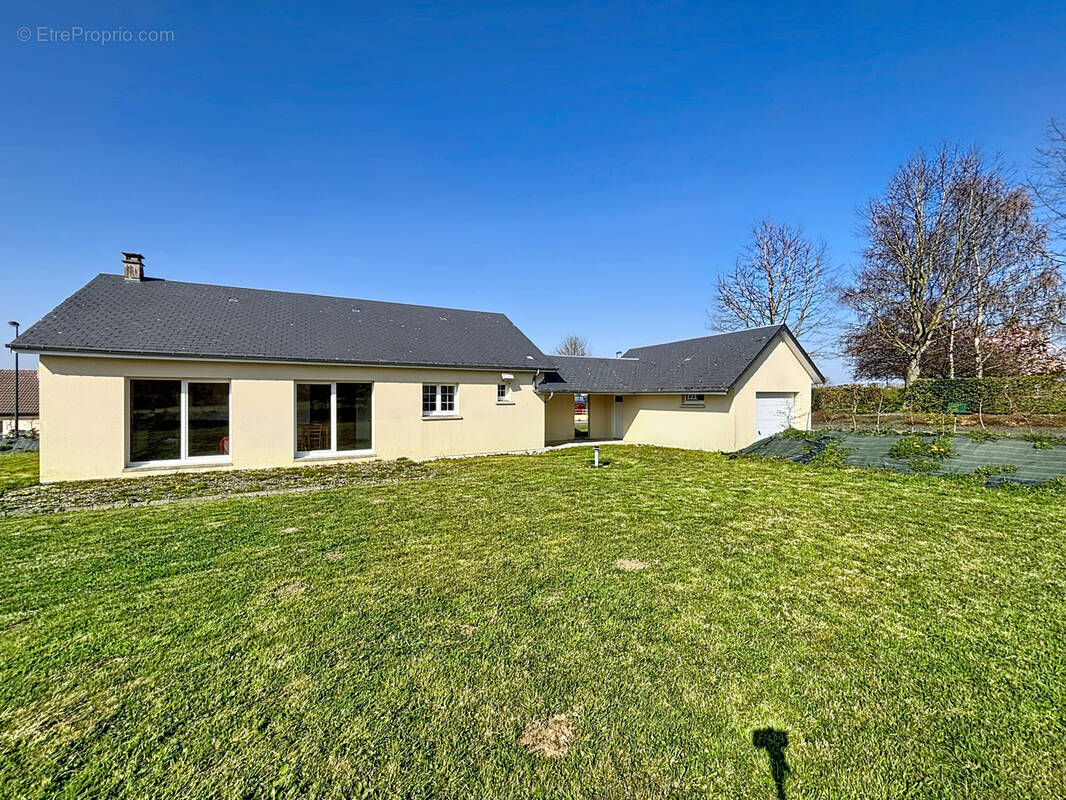 Maison à VILLERS-BOCAGE