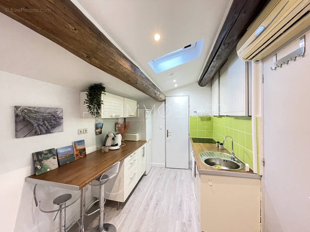 Appartement à MARSEILLE-1E