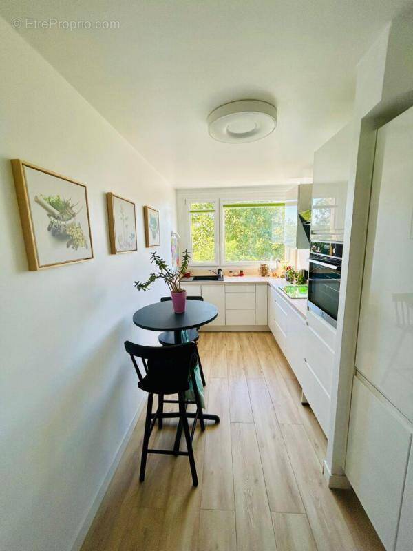 Appartement à BEAUCHAMP