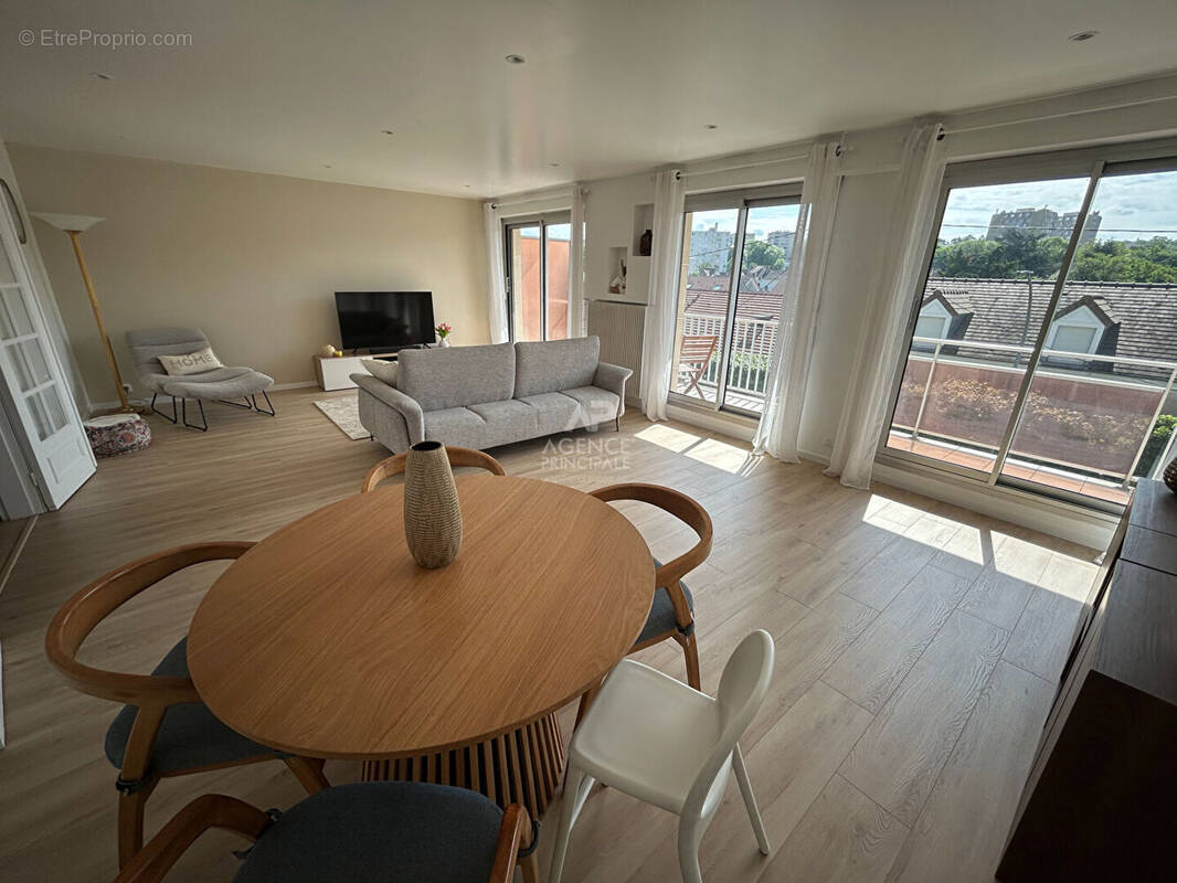 Appartement à POISSY