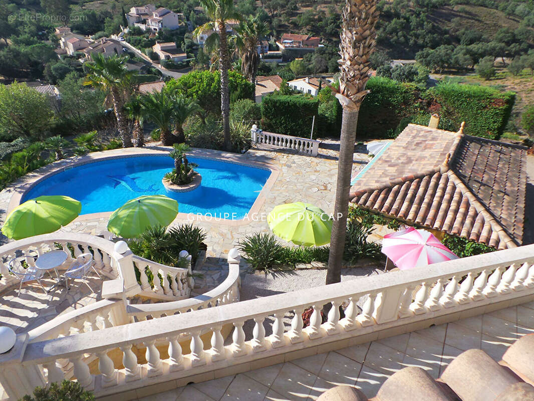 Maison à LES ISSAMBRES