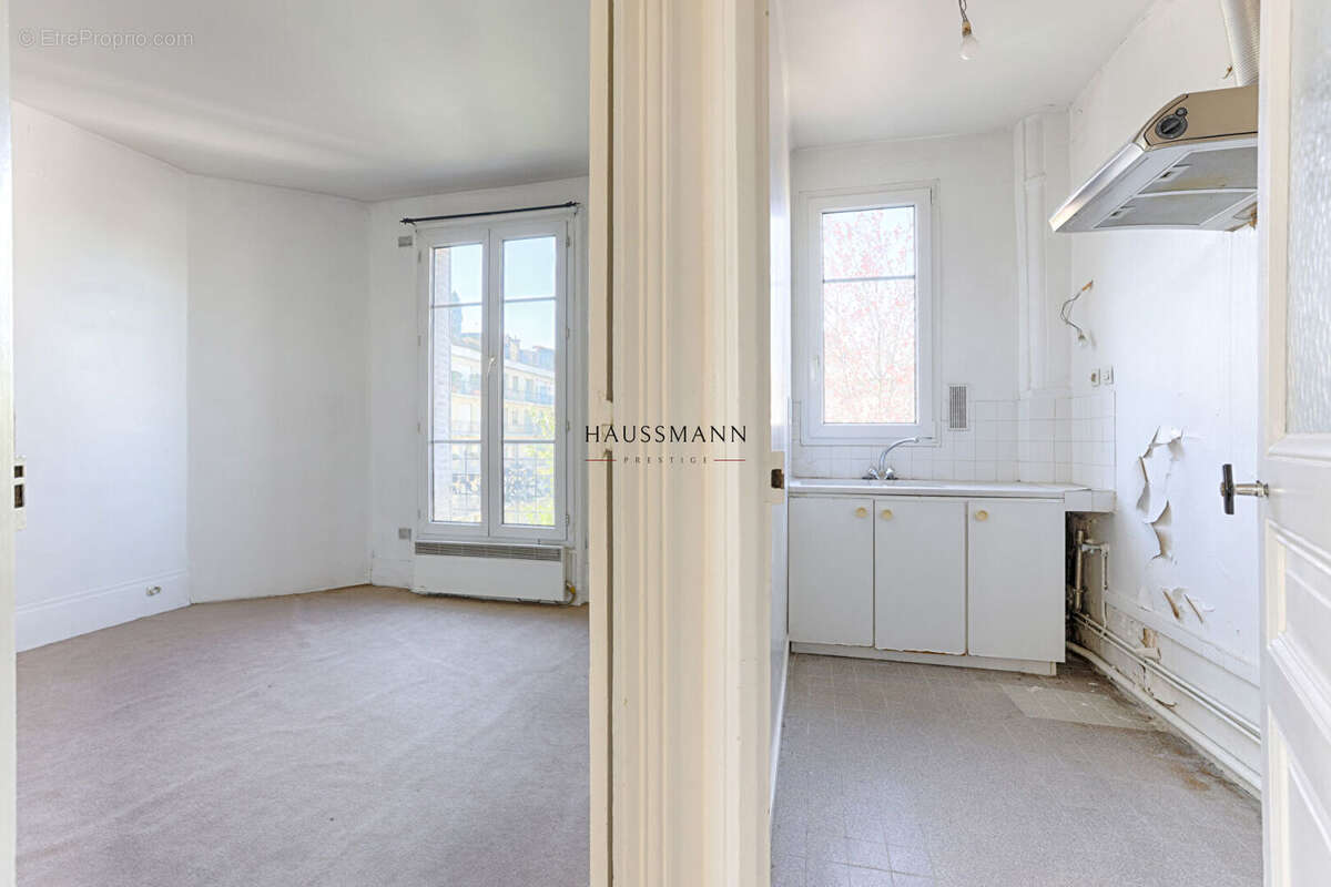 Appartement à NEUILLY-SUR-SEINE
