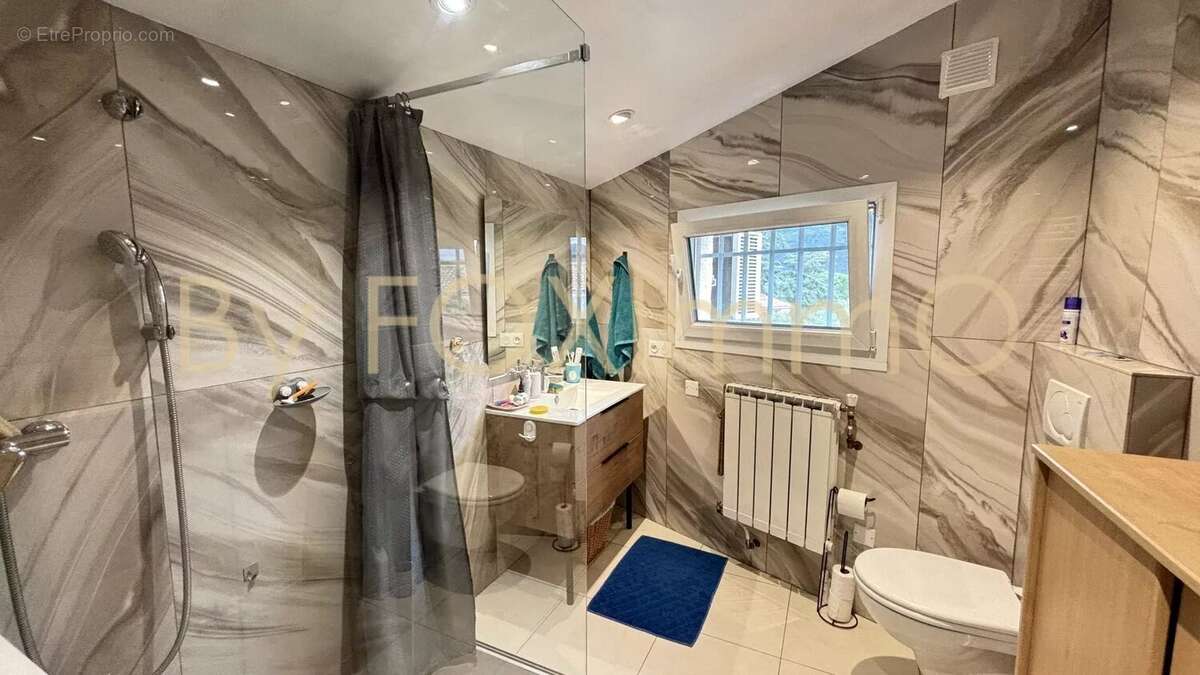 Maison à MANDELIEU-LA-NAPOULE