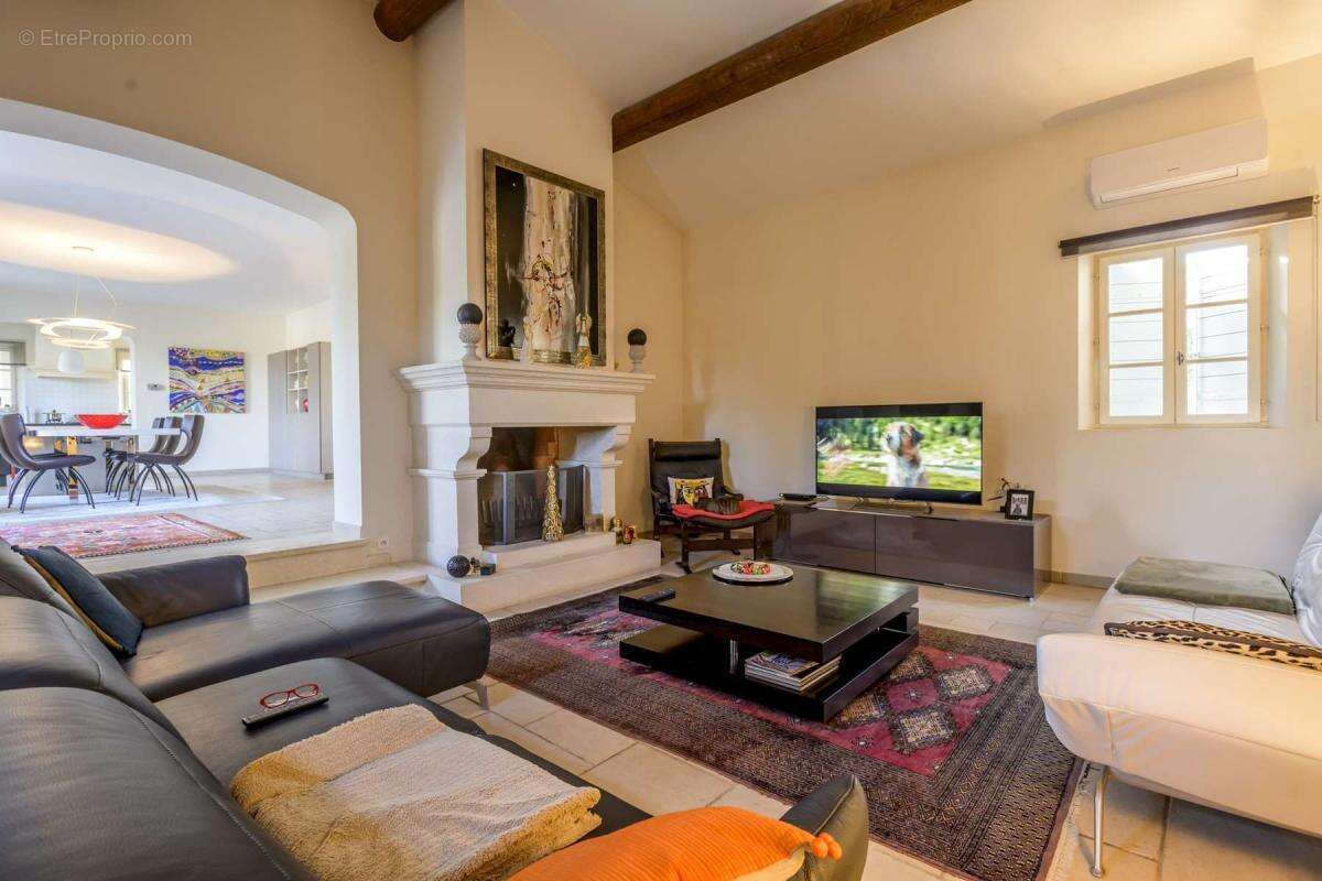 Maison à VAISON-LA-ROMAINE