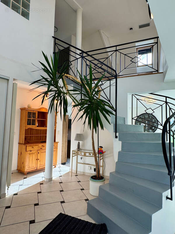 Maison à SAINS-EN-AMIENOIS