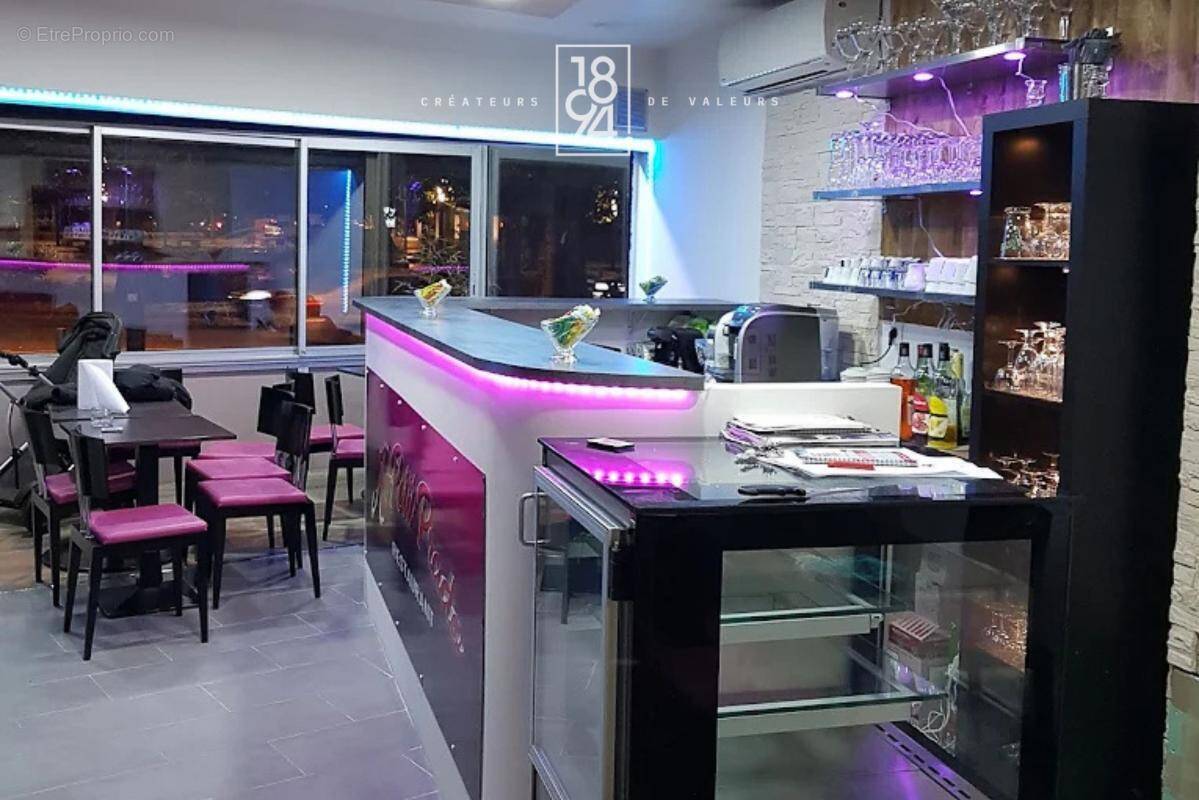 Commerce à MARSEILLE-8E