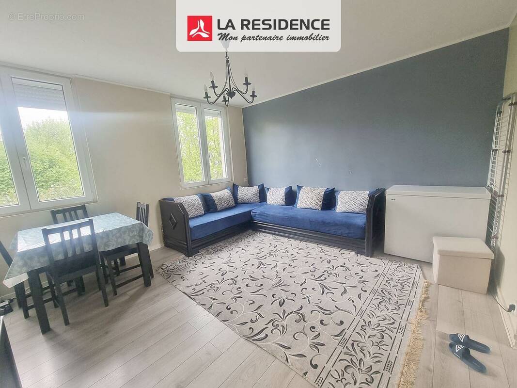 Appartement à STAINS