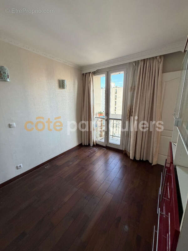 Appartement à AUBERVILLIERS
