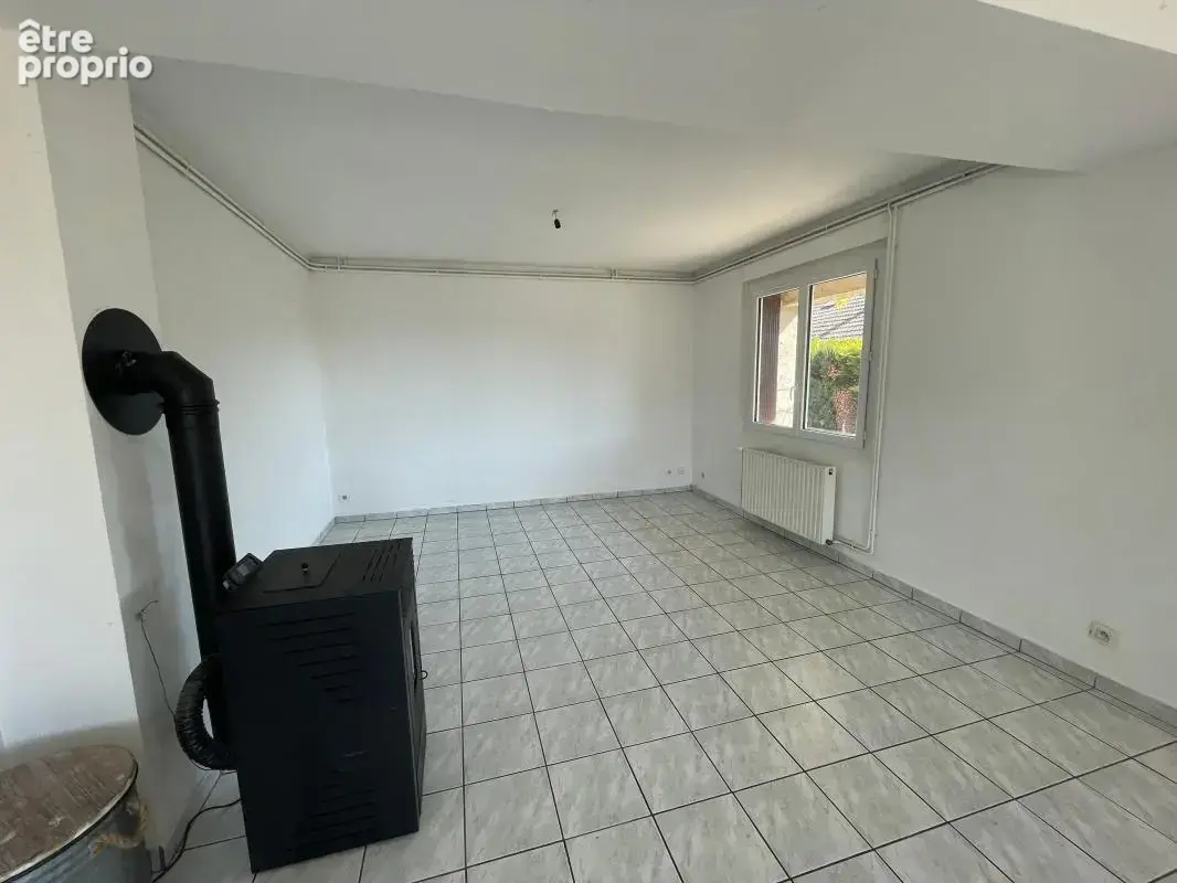 Maison 120 m² - 5 chambres - 837 m² de terrain - environnement calme - photo 4