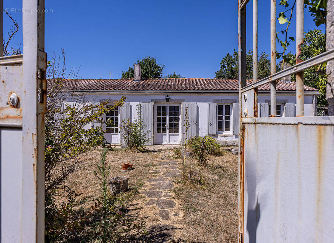 Maison à PERIGNY