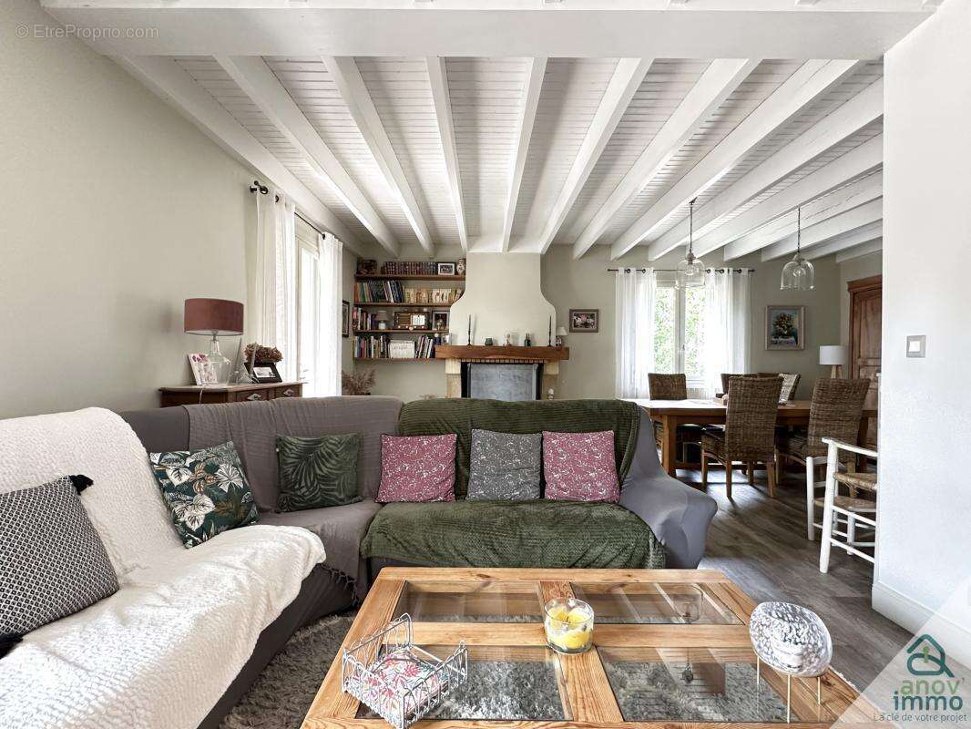 Maison à LA COURONNE