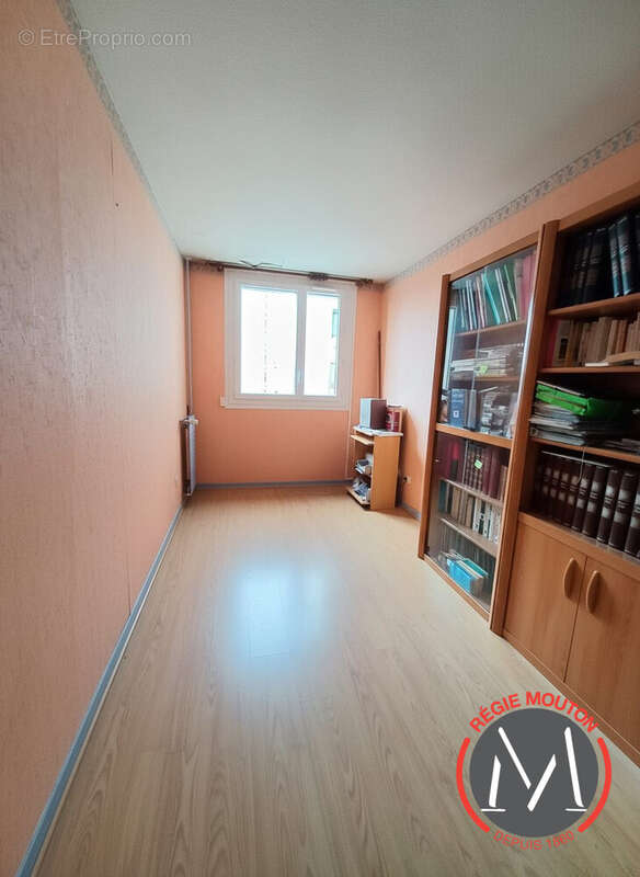 Appartement à LYON-8E