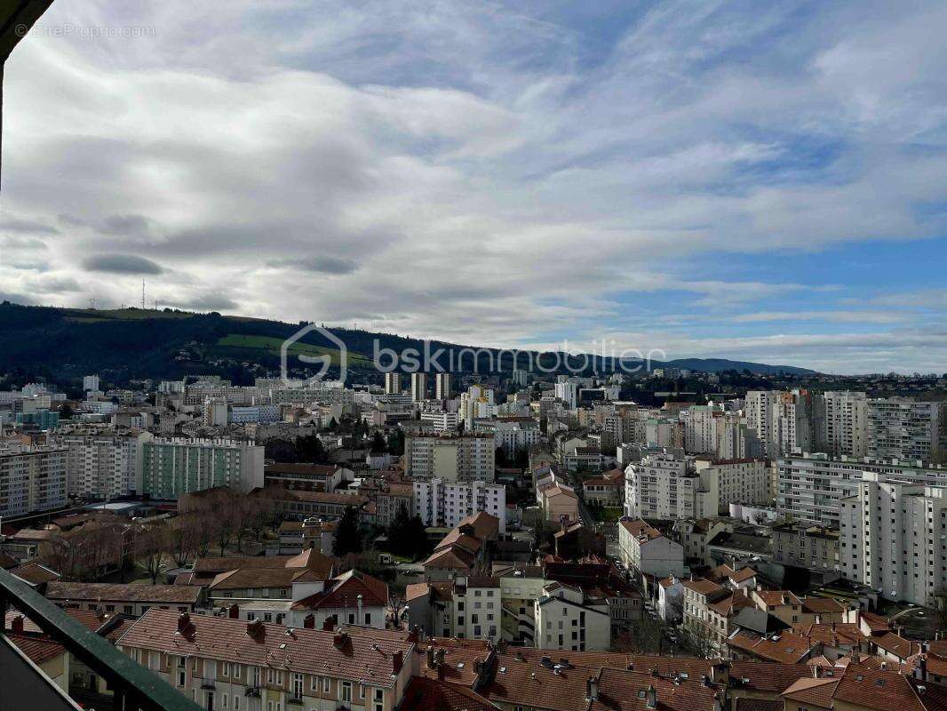 Appartement à SAINT-ETIENNE