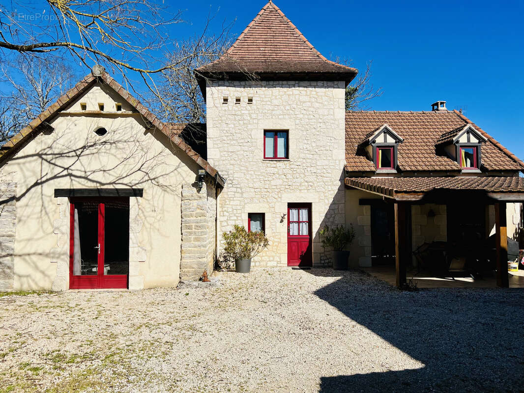 Maison à SALVAGNAC-CAJARC