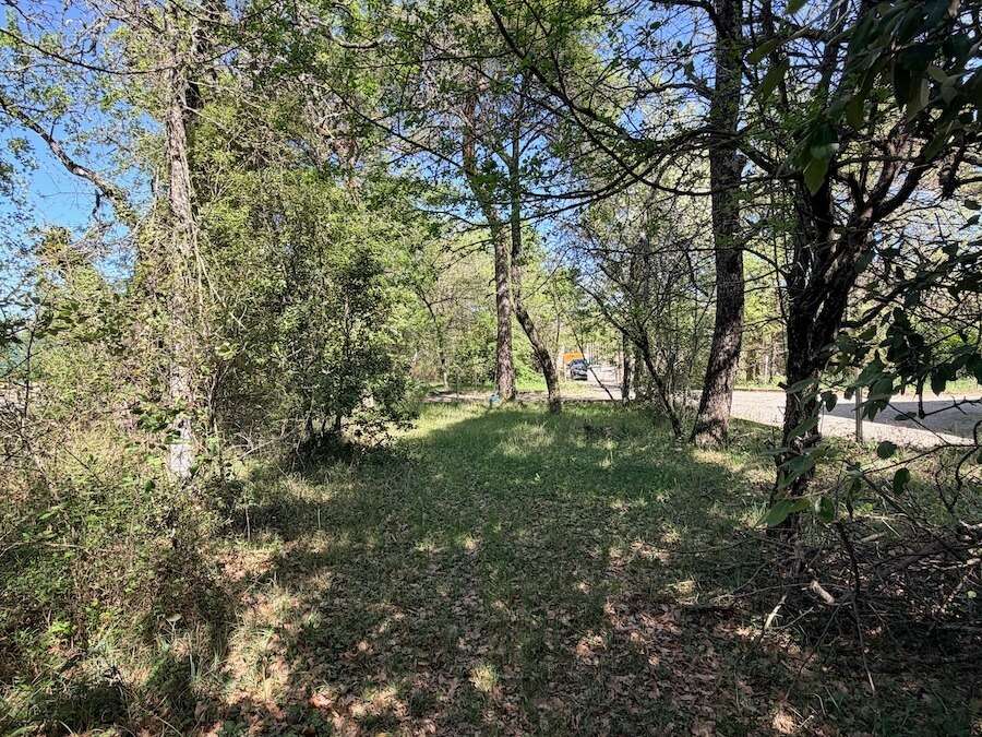 Terrain à PLAN-D'AUPS-SAINTE-BAUME