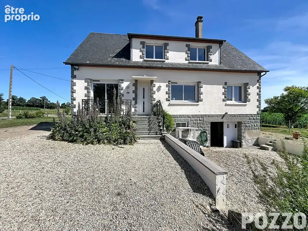Photo Maison à Barenton au prix de 182 000€
