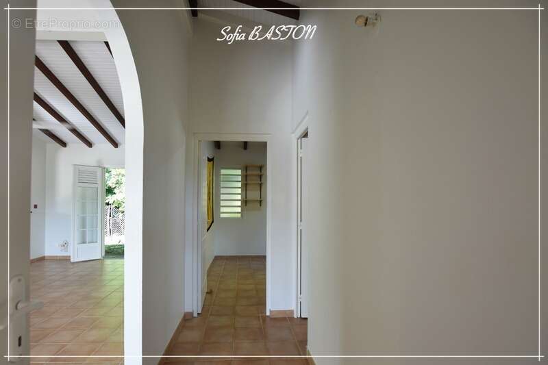 Maison à LES TROIS-ILETS