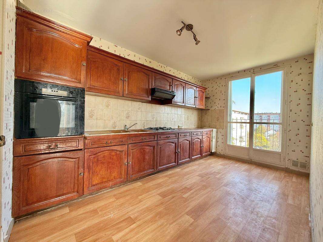 Appartement à CHENOVE