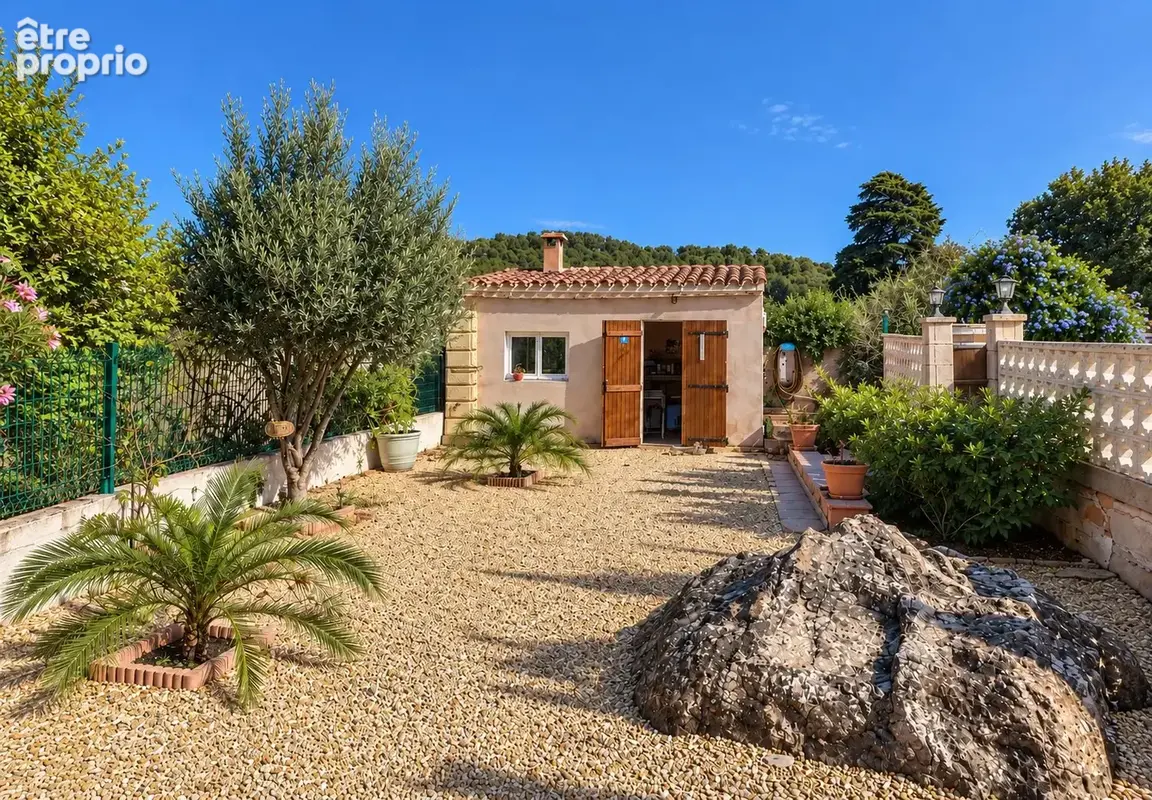 Maison 5 pièces 122 m² à vendre à Six-Fours-Les-Plages (83140) - photo 3