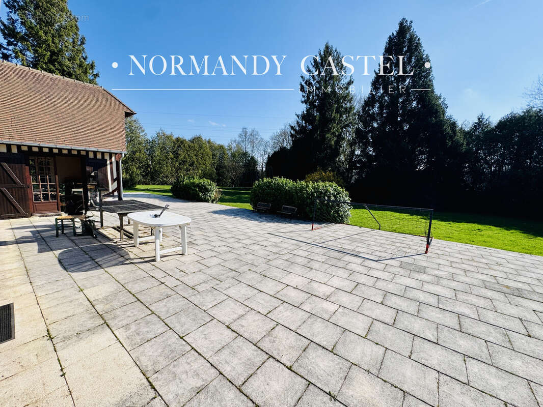 Maison à SAINT-PHILBERT-DES-CHAMPS