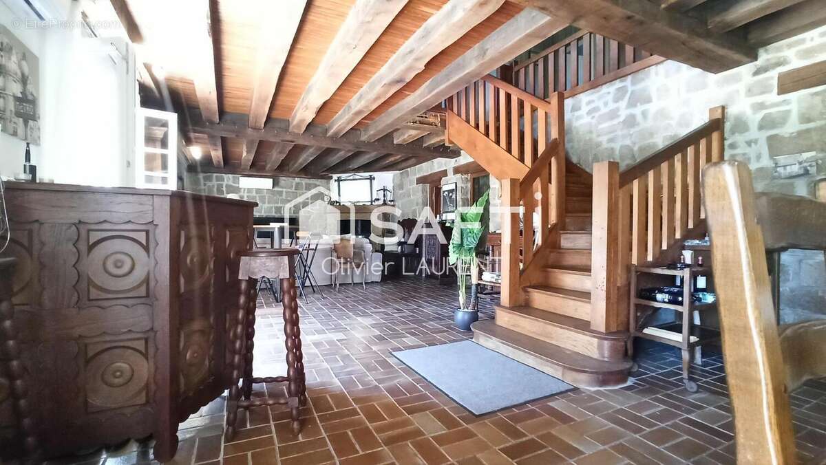 Maison 213 m² à Trevou-Treguignec  - photo 6