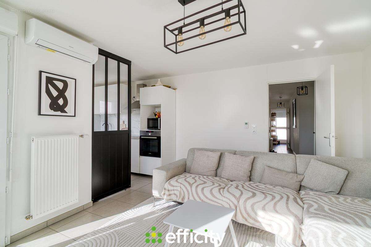 Appartement à VENISSIEUX