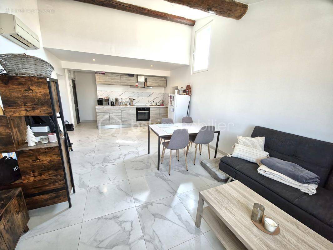 Appartement à NIMES