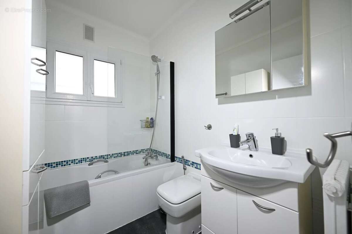 Appartement à BEAULIEU-SUR-MER