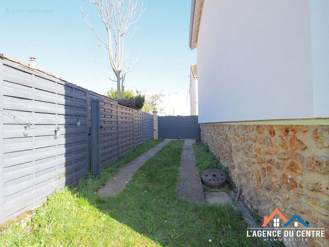 Maison à CARRIERES-SOUS-POISSY