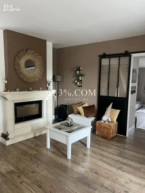 3%. com immobilier à  bonnes - photo 13