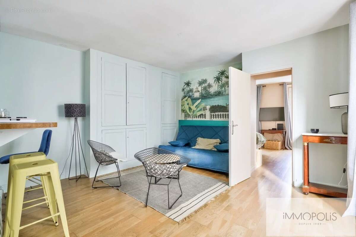 Appartement à PARIS-18E